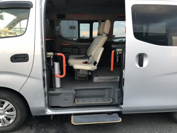 NISSAN CARAVAN VAN - Image 9