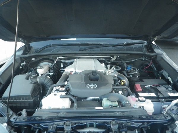 TOYOTA HILUX - Image 7