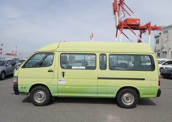 TOYOTA HIACE 2003 - Image 6