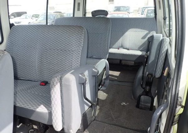 TOYOTA HIACE 2003 - Image 19