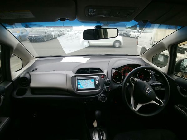 HONDA FIT - Image 11