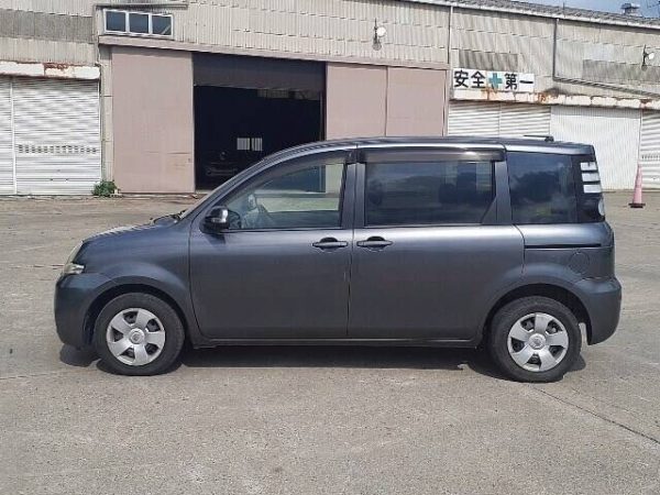 TOYOTA SIENTA X - Image 15