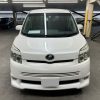 2007 TOYOTA VOXY - Image 2