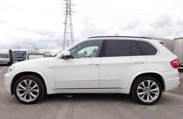 2009 BMW X5 - Image 4