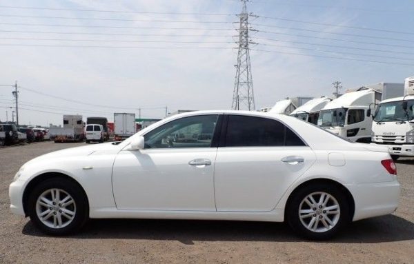 2005 TOYOTA MARK X - Image 6