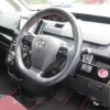 Toyota Voxy 2010 - Image 17