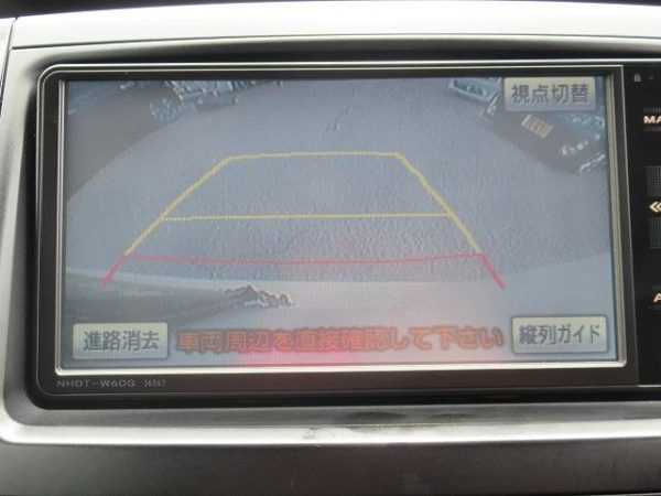 Toyota Voxy 2010 - Image 22