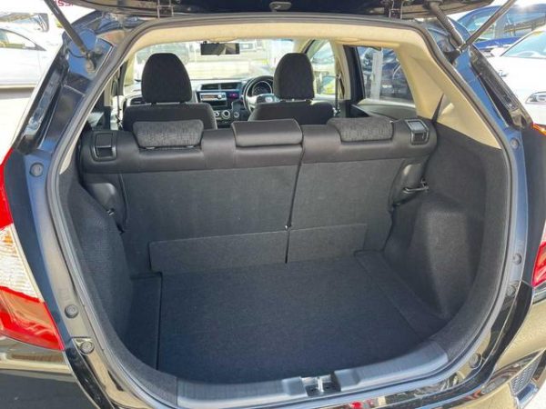 *HONDA FIT* - Image 20