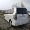 TOYOTA VOXY 2008 - Image 6