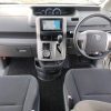 TOYOTA VOXY 2008 - Image 8