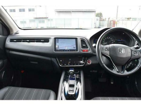 HONDA VEZEL RU3 HYBIRD Z - Image 15