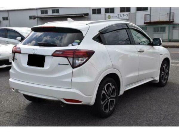 HONDA VEZEL RU3 HYBIRD Z - Image 3