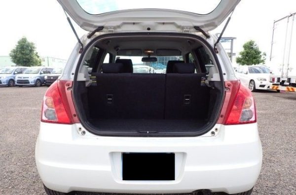 2008 SUZUKI SWIFT - Image 12