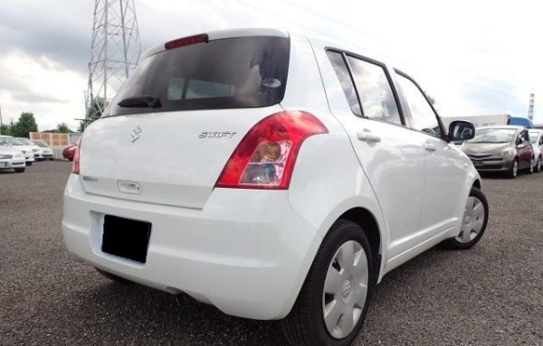 2008 SUZUKI SWIFT - Image 4