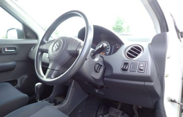 2008 SUZUKI SWIFT - Image 7