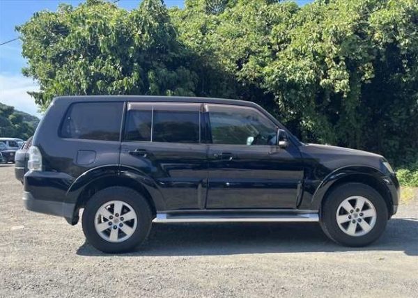 2007 MITSUBISHI PAJERO