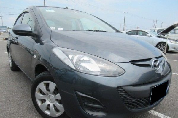 2012 MAZDA DEMIO - Image 2