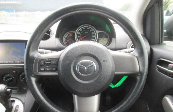 2012 MAZDA DEMIO - Image 21