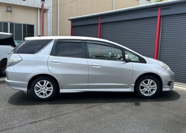 2011 HONDA FIT SHUTTLE - Image 3