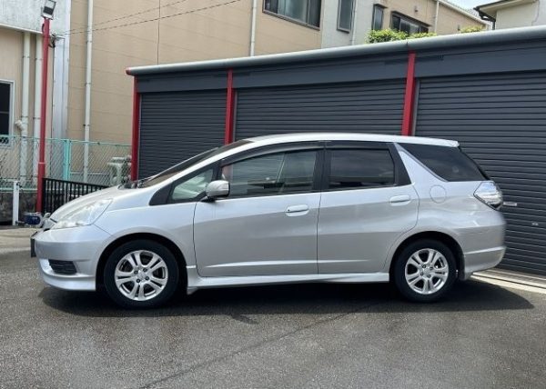 2011 HONDA FIT SHUTTLE - Image 4