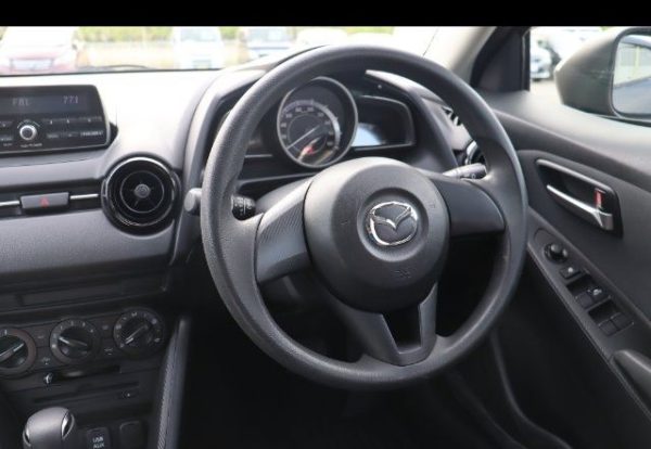 2014 MAZDA DEMIO - Image 5