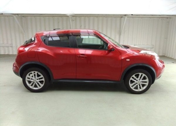 2010 NISSAN JUKE - Image 2