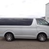TOYOTA HIACE QUANTUM - Image 2