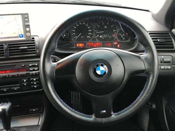 BMW 318i 2003 - Image 17