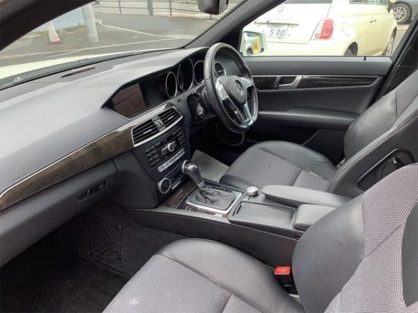 MERCEDES BENZ C-200 - Image 16