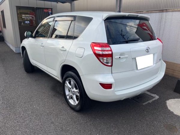 TOYOTA RAV4 2010 - Image 5