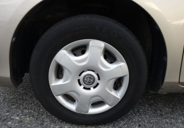 TOYOTA COROLLA AXIO BEIGE COLOR 2006 - Image 4