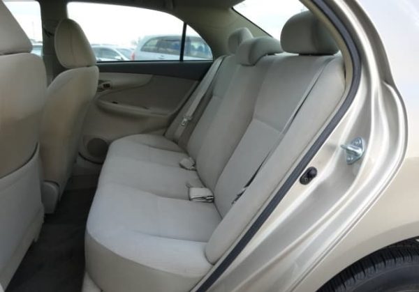 TOYOTA COROLLA AXIO BEIGE COLOR 2006 - Image 13