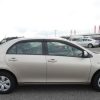 TOYOTA COROLLA AXIO BEIGE COLOR 2006 - Image 6