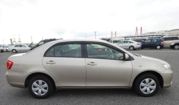 TOYOTA COROLLA AXIO BEIGE COLOR 2006 - Image 6