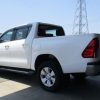 TOYOTA HILUX 2016 WHITE COLOR - Image 6