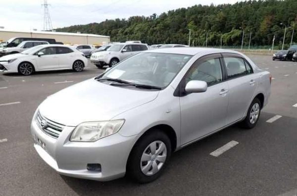 Toyota Corolla AXIO 2006  (Silver)