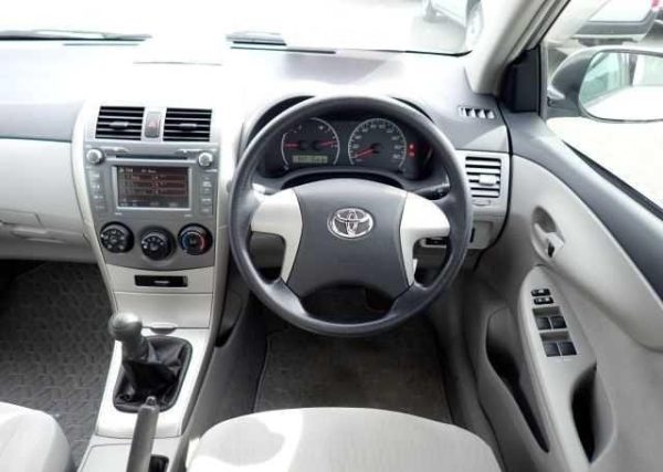 Toyota Corolla AXIO 2006  (Silver) - Image 15