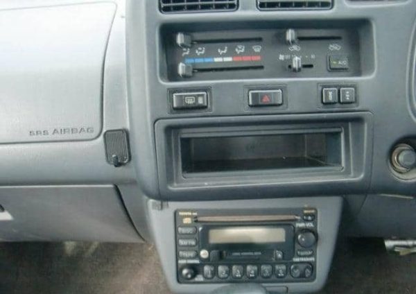 1997 TOYOTA RAV4 J - Image 14