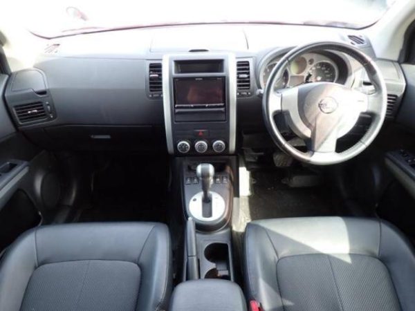 NISSAN X-TRAIL 2010 (RED COLOR) - Image 3