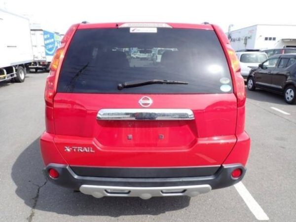 NISSAN X-TRAIL 2010 (RED COLOR) - Image 4