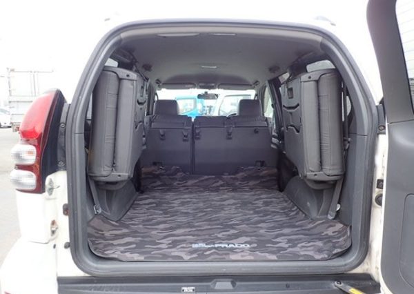 TOYOTA LAND CRUISER 2007 - Image 16