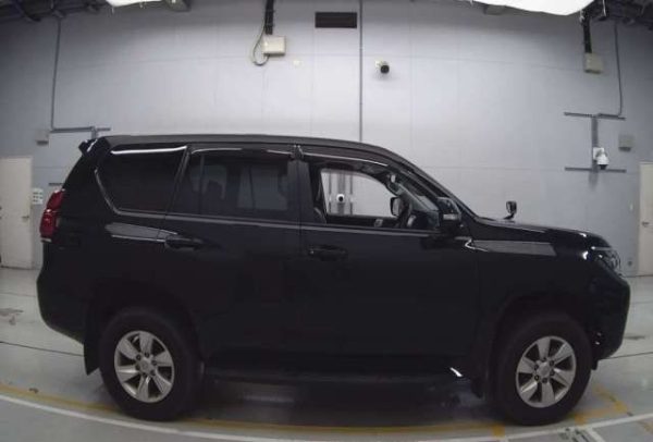 TOYOTA LAND CRUISER PRADO 2020 - Image 8