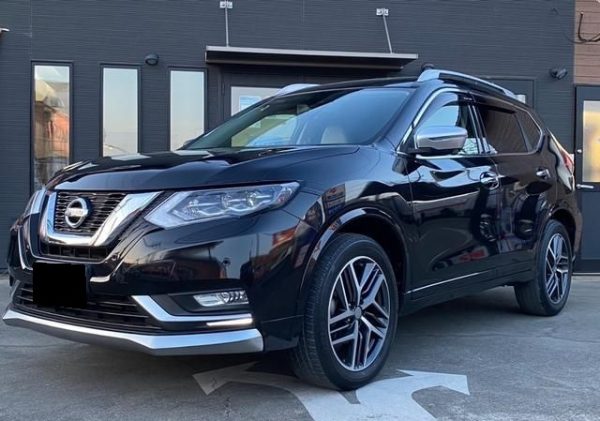 NISSAN X-TRAIL 2018