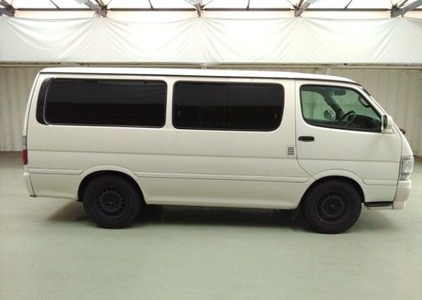 TOYOTA HIACE VAN 2001 1RZ - Image 2