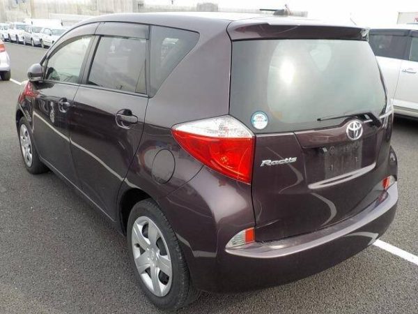 Toyota Ractis 2012 (Brown) - Image 4