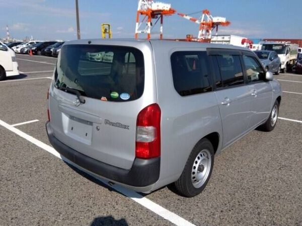 TOYOTA PROBOX - Image 4