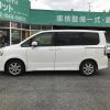 Toyota Voxy 2009 2WD - Image 6