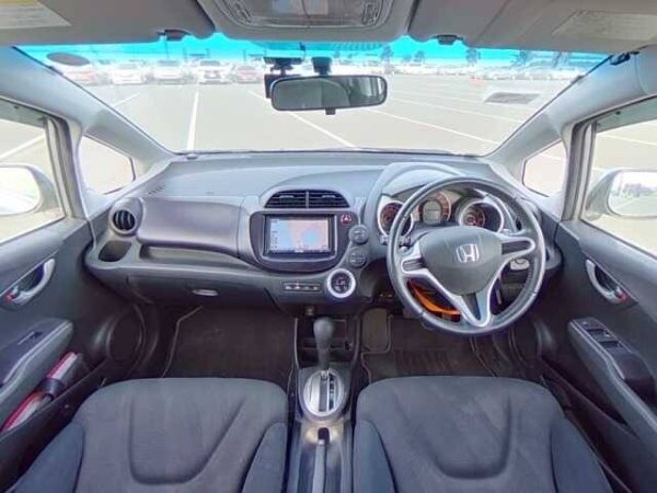 HONDA	FIT - Image 6