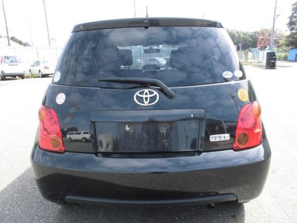 Toyota IST 2005 - Image 6