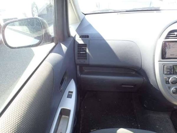 Toyota Ractis 2010 - Image 14